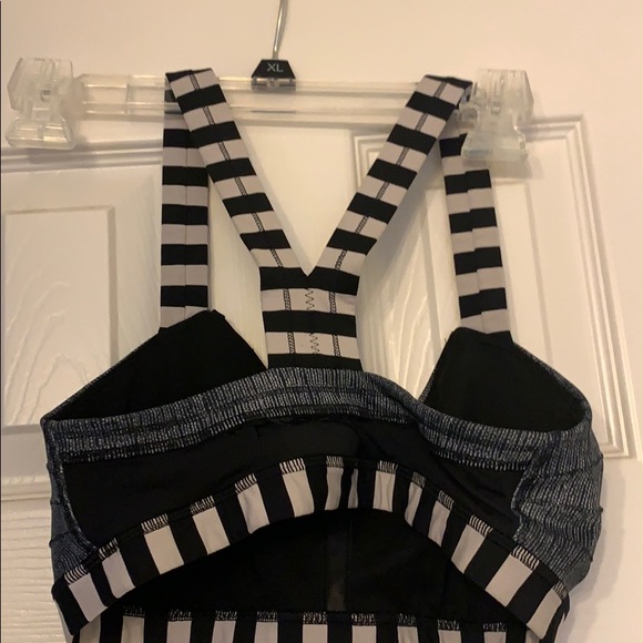 Lululemon bra - Picture 2 of 2